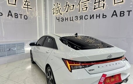 Hyundai Elantra, 2022 год, 1 660 000 рублей, 6 фотография