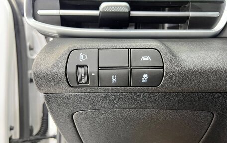 Hyundai Elantra, 2022 год, 1 660 000 рублей, 10 фотография