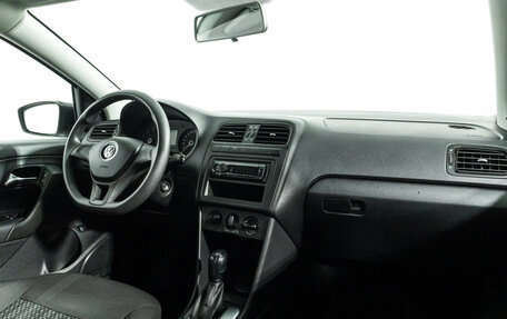 Volkswagen Polo VI (EU Market), 2019 год, 1 099 585 рублей, 9 фотография