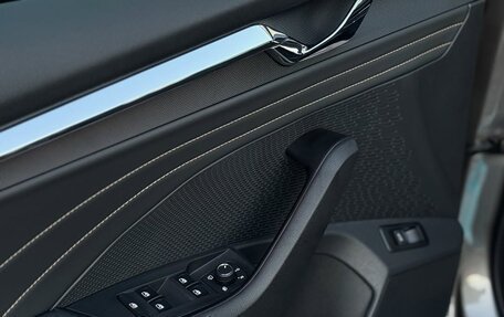 Skoda Octavia IV, 2023 год, 2 350 000 рублей, 13 фотография