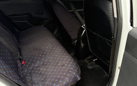 Hyundai Solaris II рестайлинг, 2017 год, 900 000 рублей, 10 фотография