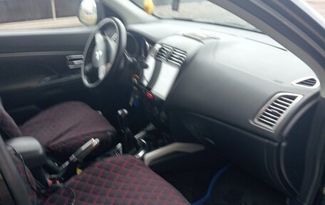 Mitsubishi ASX I рестайлинг, 2010 год, 850 000 рублей, 3 фотография