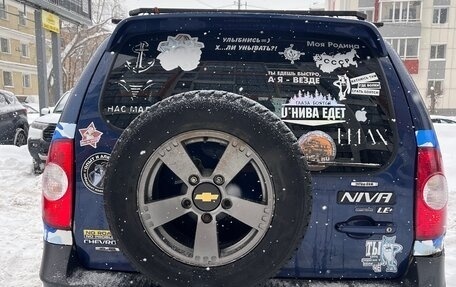 Chevrolet Niva I рестайлинг, 2018 год, 650 000 рублей, 3 фотография