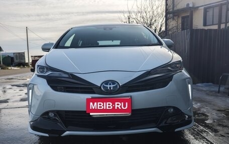 Toyota Prius IV XW50, 2019 год, 2 150 000 рублей, 20 фотография