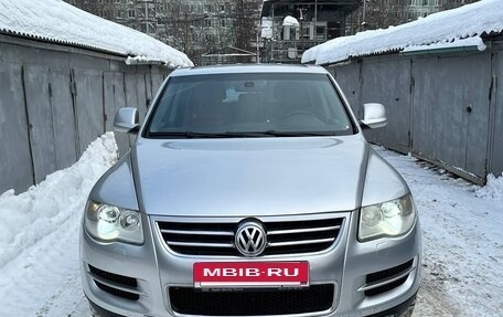 Volkswagen Touareg III, 2008 год, 1 280 000 рублей, 2 фотография
