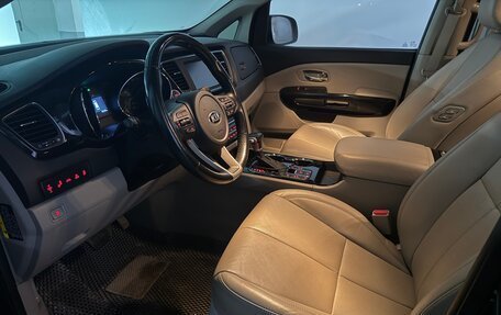 KIA Carnival III, 2020 год, 3 750 000 рублей, 2 фотография