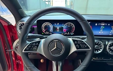 Mercedes-Benz A-Класс, 2023 год, 2 150 000 рублей, 6 фотография