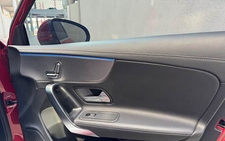 Mercedes-Benz A-Класс, 2023 год, 2 150 000 рублей, 16 фотография