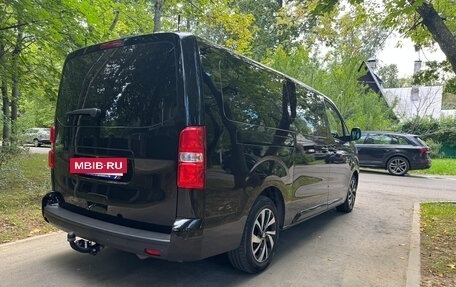 Peugeot Traveller I, 2022 год, 4 000 000 рублей, 3 фотография