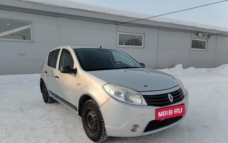 Renault Sandero I, 2012 год, 345 000 рублей, 3 фотография