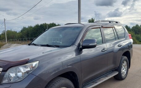 Toyota Land Cruiser Prado 150 рестайлинг 2, 2011 год, 2 250 000 рублей, 3 фотография