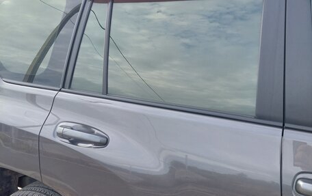 Toyota Land Cruiser Prado 150 рестайлинг 2, 2011 год, 2 250 000 рублей, 5 фотография