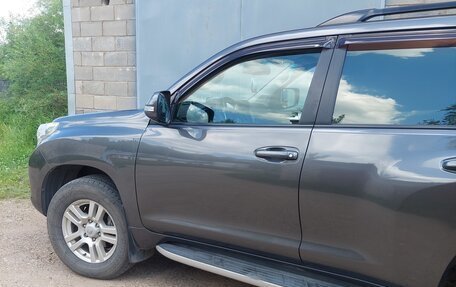 Toyota Land Cruiser Prado 150 рестайлинг 2, 2011 год, 2 250 000 рублей, 9 фотография