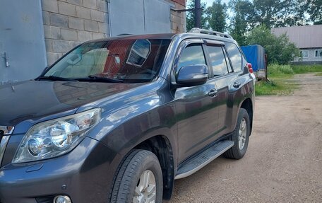 Toyota Land Cruiser Prado 150 рестайлинг 2, 2011 год, 2 250 000 рублей, 10 фотография
