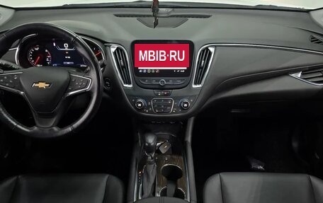 Chevrolet Malibu IX, 2021 год, 1 695 000 рублей, 8 фотография