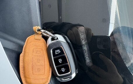 Hyundai Elantra, 2023 год, 1 850 000 рублей, 19 фотография