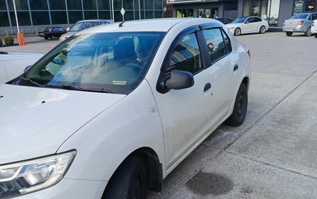 Renault Logan II, 2020 год, 525 000 рублей, 2 фотография