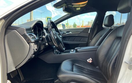 Mercedes-Benz CLS, 2013 год, 3 000 000 рублей, 14 фотография