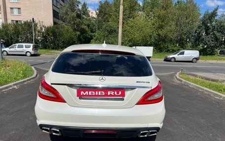 Mercedes-Benz CLS, 2013 год, 3 000 000 рублей, 2 фотография