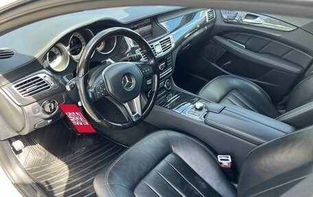 Mercedes-Benz CLS, 2013 год, 3 000 000 рублей, 13 фотография