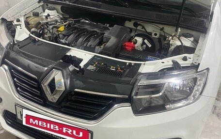 Renault Logan II, 2022 год, 1 100 000 рублей, 3 фотография