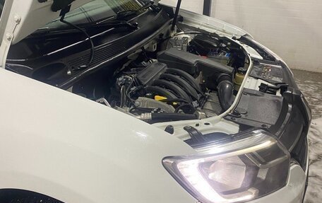 Renault Logan II, 2022 год, 1 100 000 рублей, 13 фотография