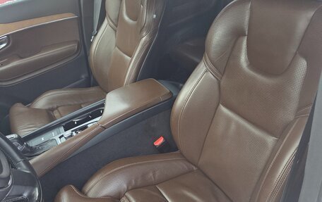 Volvo XC90 II рестайлинг, 2018 год, 3 200 000 рублей, 12 фотография