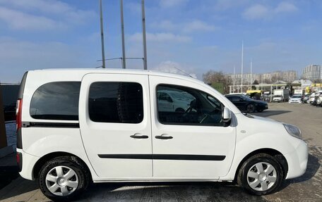 Renault Kangoo II рестайлинг, 2019 год, 1 390 000 рублей, 4 фотография