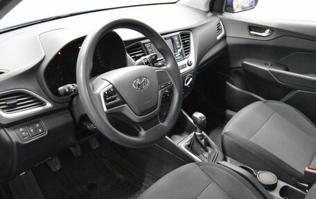 Hyundai Solaris II рестайлинг, 2018 год, 815 000 рублей, 10 фотография