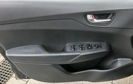 Hyundai Solaris II рестайлинг, 2021 год, 1 550 000 рублей, 14 фотография