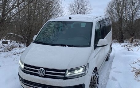 Volkswagen Multivan T6 рестайлинг, 2018 год, 4 500 000 рублей, 4 фотография