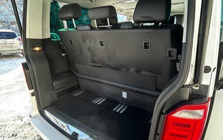 Volkswagen Multivan T6 рестайлинг, 2018 год, 4 500 000 рублей, 26 фотография