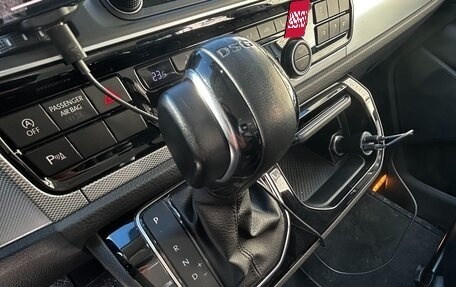 Volkswagen Multivan T6 рестайлинг, 2018 год, 4 500 000 рублей, 17 фотография