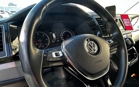 Volkswagen Multivan T6 рестайлинг, 2018 год, 4 500 000 рублей, 14 фотография