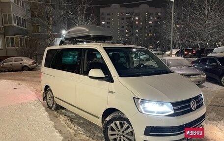 Volkswagen Multivan T6 рестайлинг, 2018 год, 4 500 000 рублей, 2 фотография