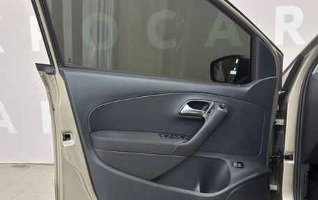 Volkswagen Polo VI (EU Market), 2017 год, 1 050 000 рублей, 13 фотография