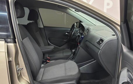 Volkswagen Polo VI (EU Market), 2017 год, 1 050 000 рублей, 16 фотография