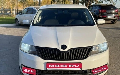 Skoda Rapid I, 2015 год, 1 049 000 рублей, 2 фотография