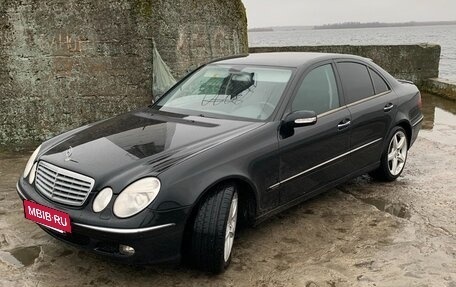 Mercedes-Benz E-Класс, 2003 год, 950 000 рублей, 5 фотография