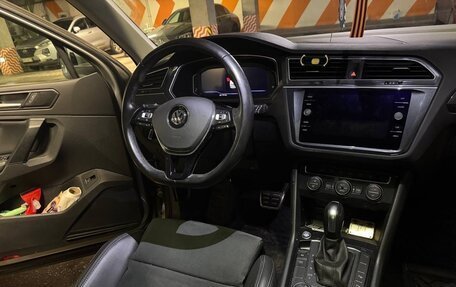 Volkswagen Tiguan II, 2020 год, 3 650 000 рублей, 4 фотография