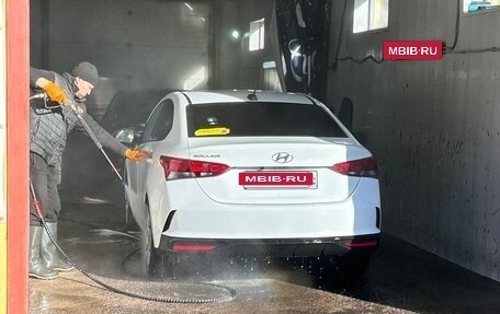 Hyundai Solaris II рестайлинг, 2020 год, 1 500 000 рублей, 5 фотография