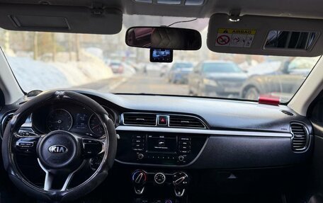 KIA Rio IV, 2017 год, 850 000 рублей, 5 фотография