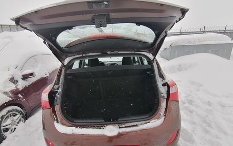 Hyundai i30 II рестайлинг, 2012 год, 950 000 рублей, 10 фотография