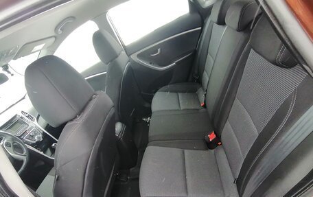 Hyundai i30 II рестайлинг, 2012 год, 950 000 рублей, 17 фотография