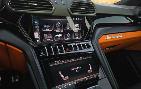 Lamborghini Urus I, 2023 год, 28 841 000 рублей, 6 фотография