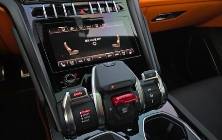 Lamborghini Urus I, 2023 год, 28 841 000 рублей, 13 фотография