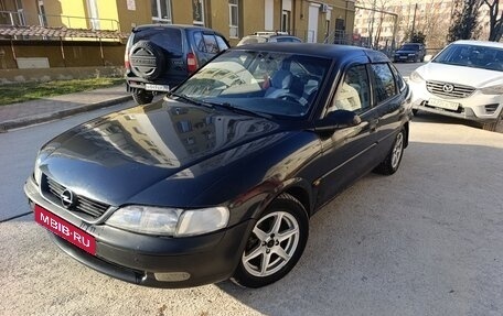 Opel Vectra B рестайлинг, 1996 год, 175 000 рублей, 1 фотография