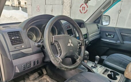 Mitsubishi Pajero IV, 2006 год, 1 350 000 рублей, 9 фотография