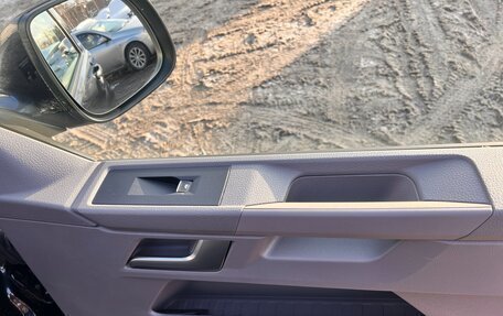 Volkswagen Caravelle T6 рестайлинг, 2020 год, 3 700 000 рублей, 14 фотография