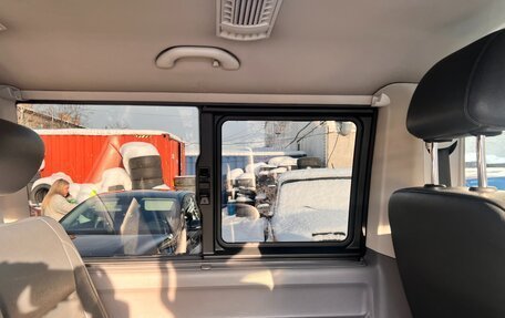 Volkswagen Caravelle T6 рестайлинг, 2020 год, 3 700 000 рублей, 26 фотография